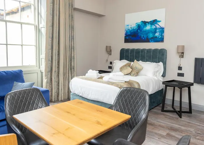 Mono Suites New Town